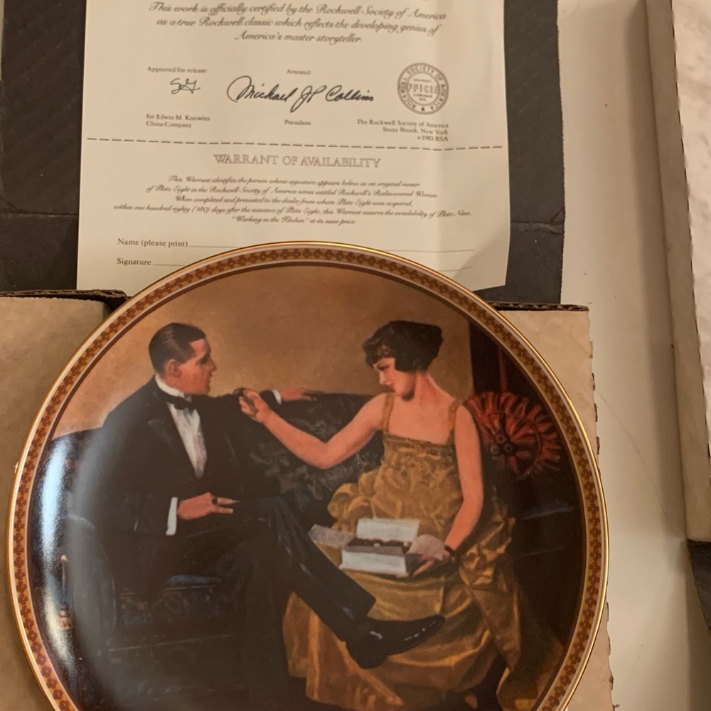 Lots of 2 Knowles fine China collector plates Norman Rockwell Flirting Birthday - Picture 2 of 7